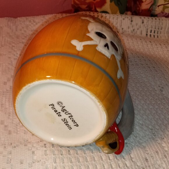 PIRATE RUM STEIN 4 1/2" inch MUG FROM OCEAN CITY MD - Picture 7 of 8